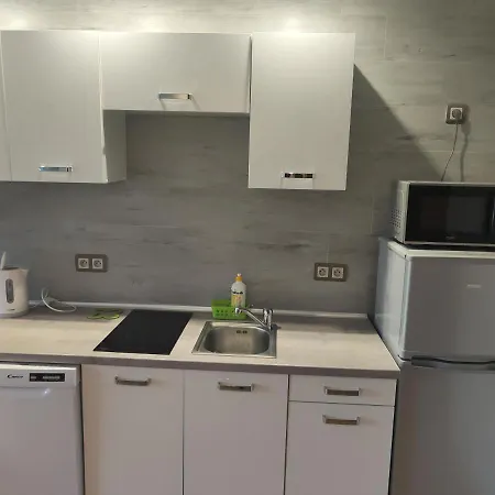 Rum i privatbostad Lesna 5e