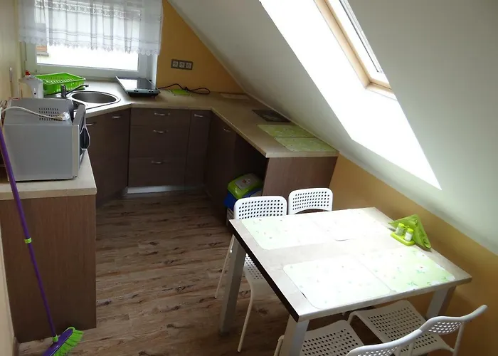 Alloggio in famiglia Lesna 5e