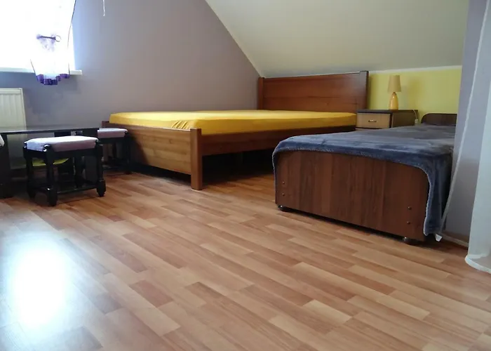 Alloggio in famiglia Lesna 5e